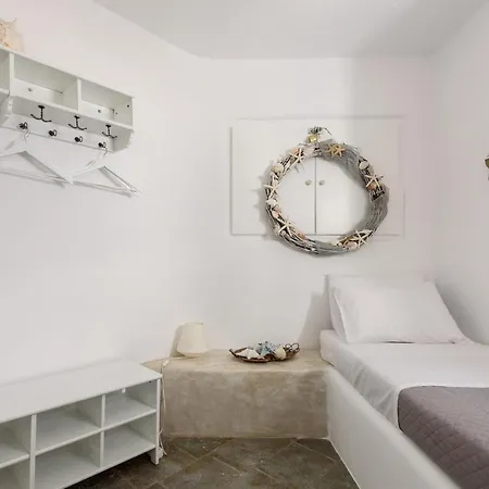 Paros 3 Bedrooms Messonette For 6 Persons By Mps Casa vacanze *
