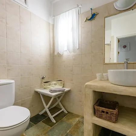 Paros 3 Bedrooms Messonette For 6 Persons By Mps Casa vacanze